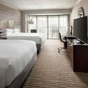 Executive High Floor Room 2 Queen Beds Balcony